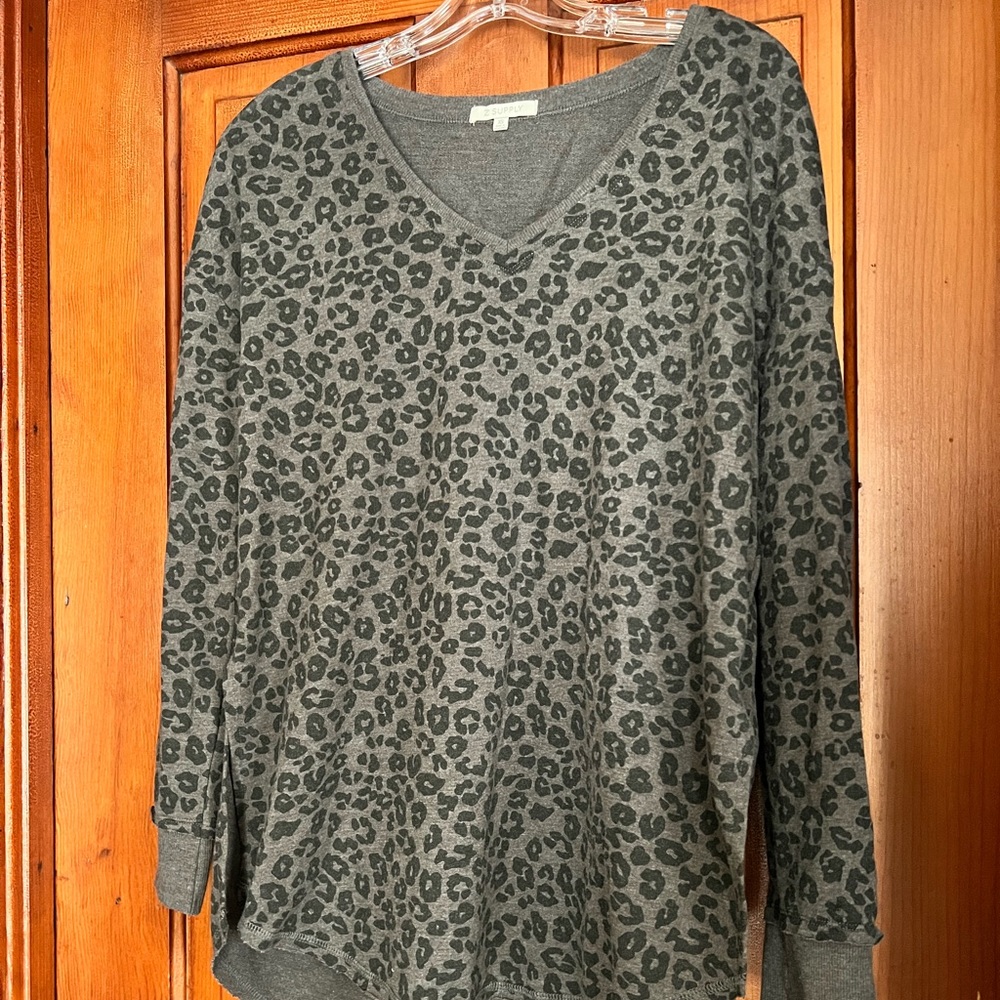 XS Gray Leopard Z Supply Weekender